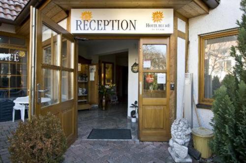 Hotel Blume Freiburg im Breisgau Ngoại thất bức ảnh