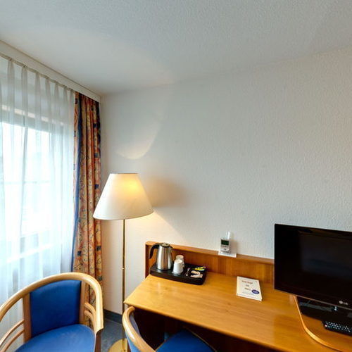 Hotel Blume Freiburg im Breisgau Ngoại thất bức ảnh