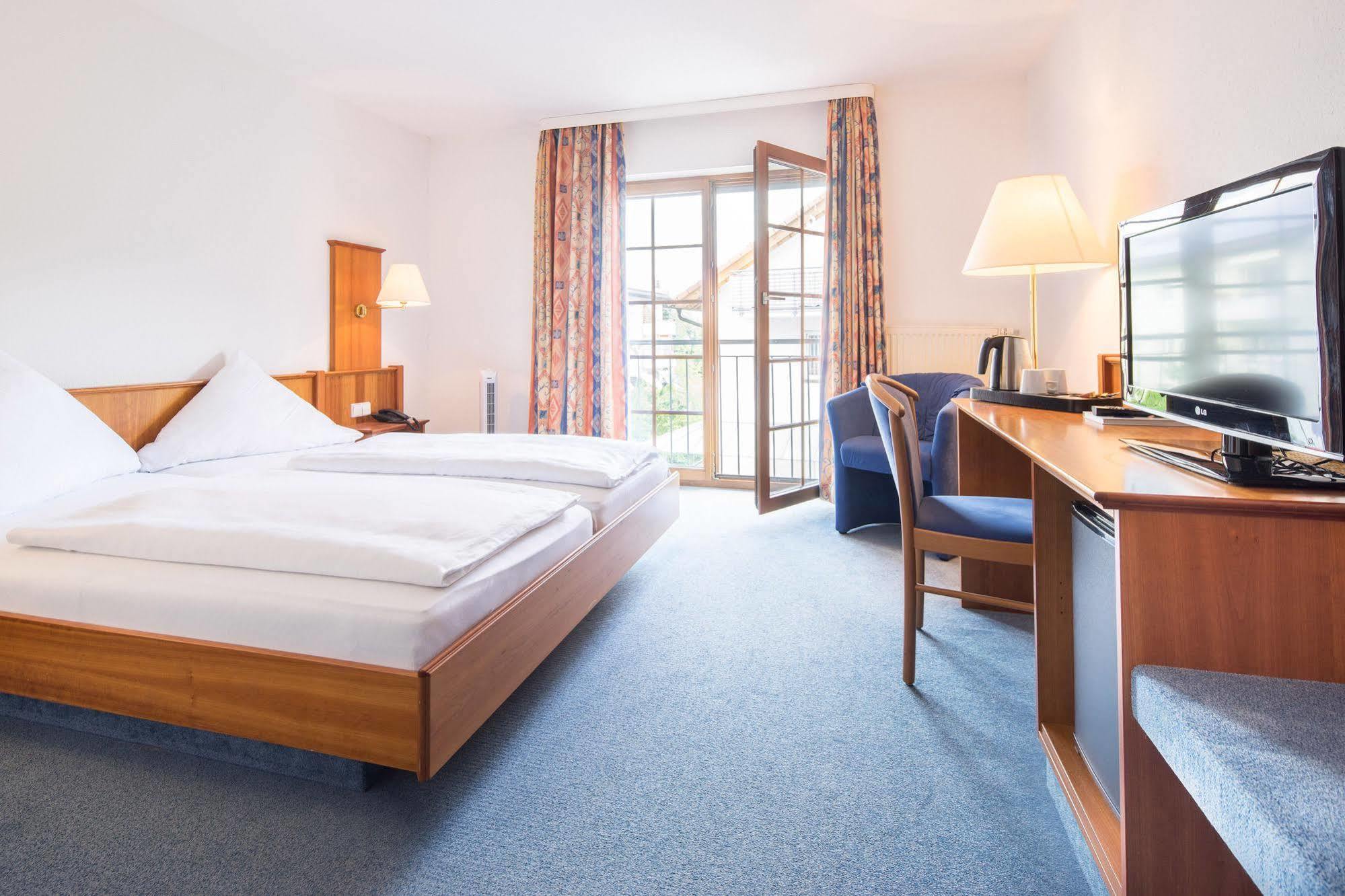 Hotel Blume Freiburg im Breisgau Ngoại thất bức ảnh